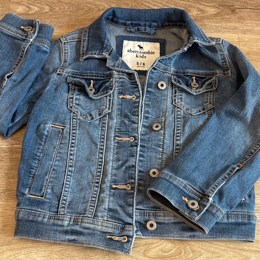 Abercrombie & Fitch Kids Classic Blue Jean Jacket